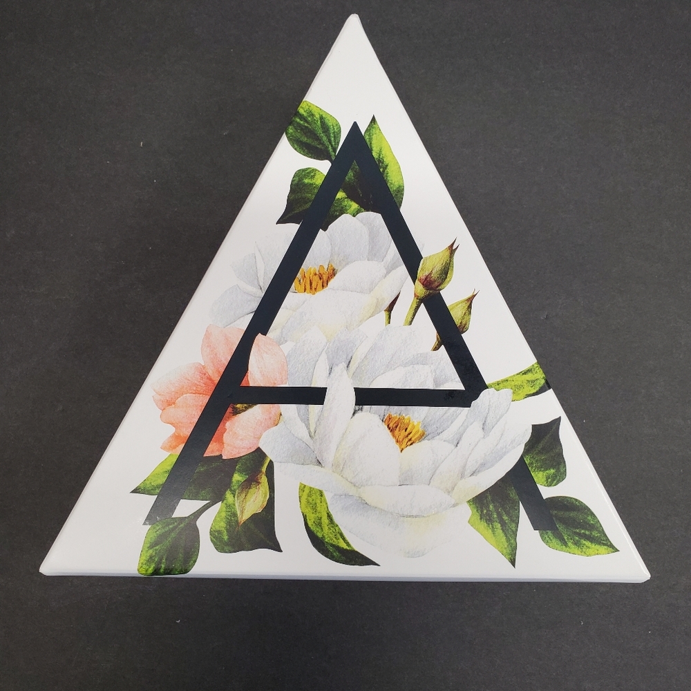 Avon "A" Box - Picture 4 of 4